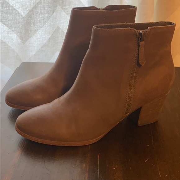 Crown Vintage Shoes - Crown Vintage Brown Booties